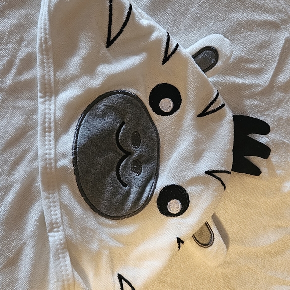 Other - White Hooded Animal Baby Towel with Gray Face
